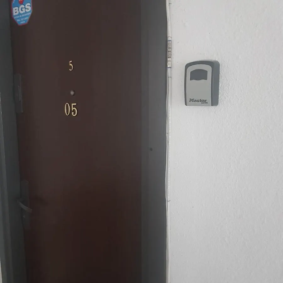 Ultracentral Bucharest Apartment 0*,