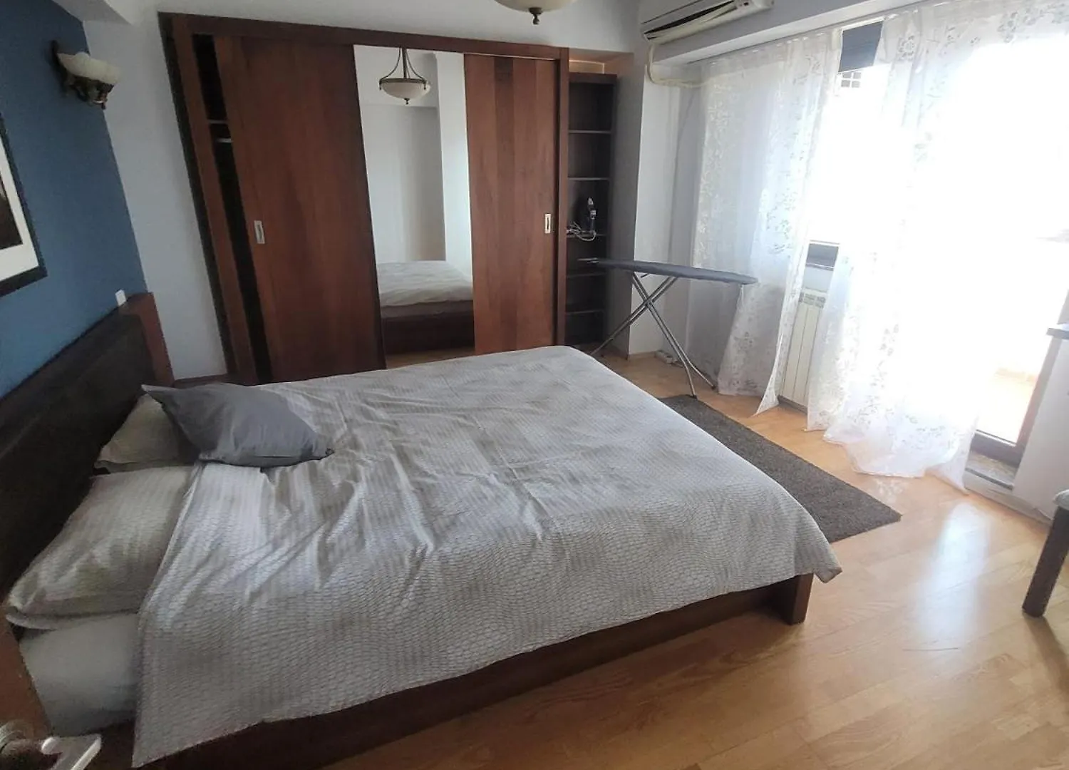 Ultracentral Bucharest Apartment