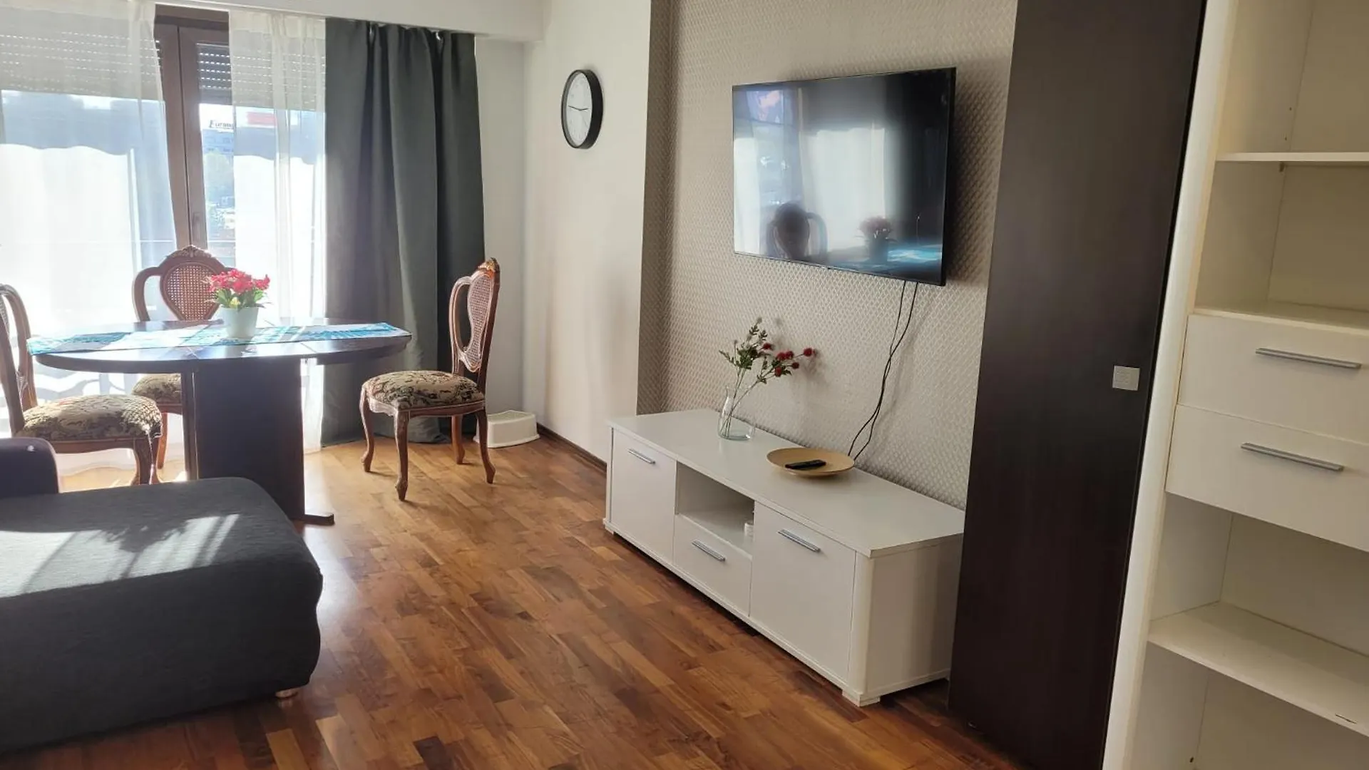 Ultracentral Bucharest Apartment